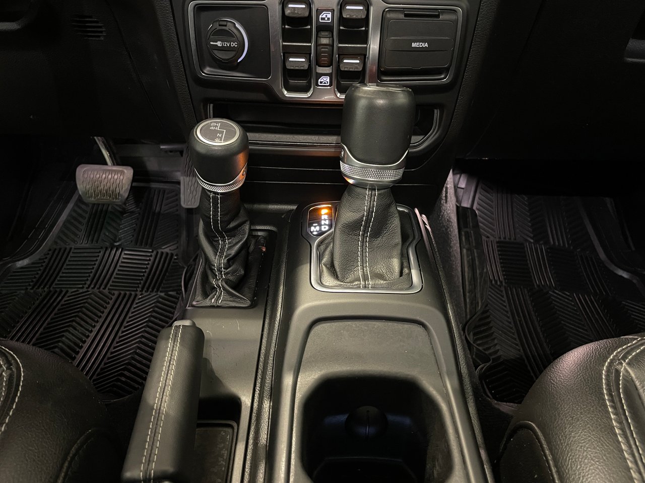 Jeep Wrangler Unlimited Sahara 2022-21