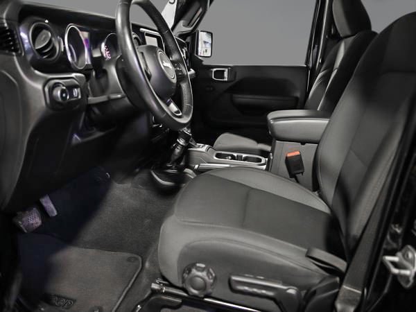 Jeep Wrangler Altitude modifié 2023-24