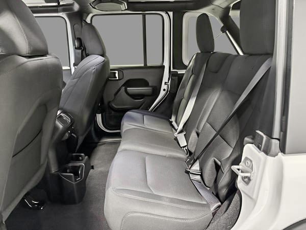 Jeep Wrangler ALTITUDE 2023-22