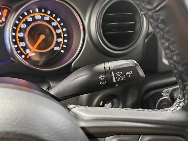 Jeep Wrangler WILLYS MODIFIÉ 2023-21