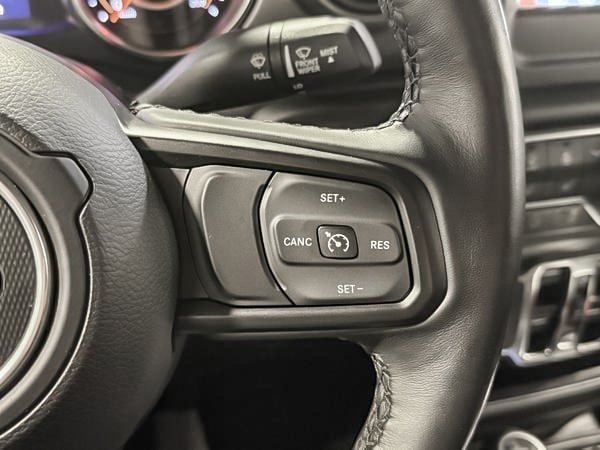 Jeep Wrangler WILLYS MODIFIÉ 2023-19
