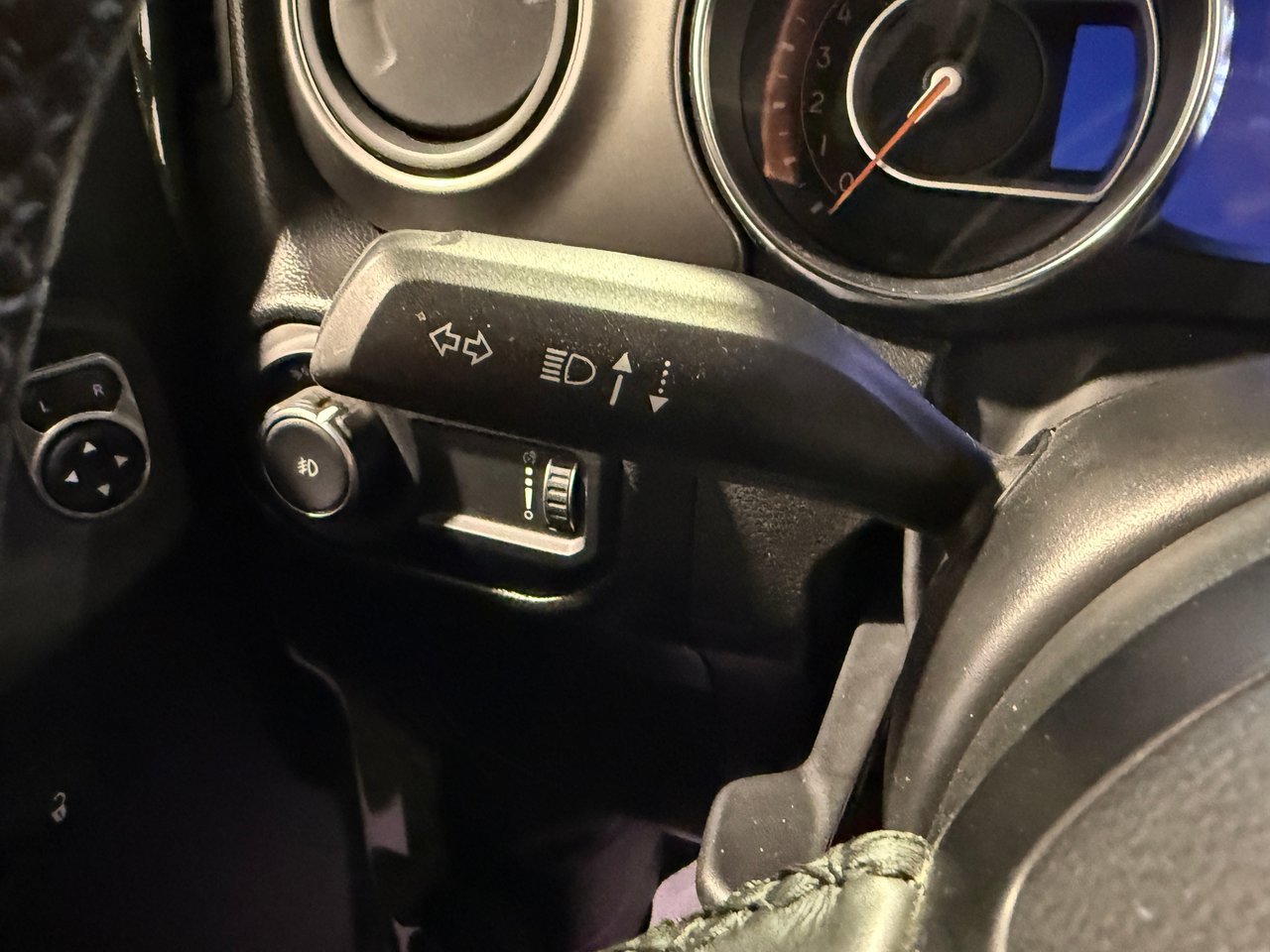 Jeep Wrangler WILLYS 4X4 // + DE 18000$ EN MODIFICATIONS 2023-13