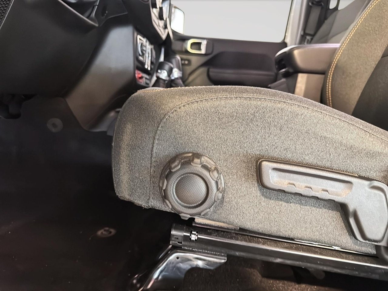 Jeep Wrangler WILLYS 4X4 // 16000$ EN MODIFICATION // WINCH 2024-12