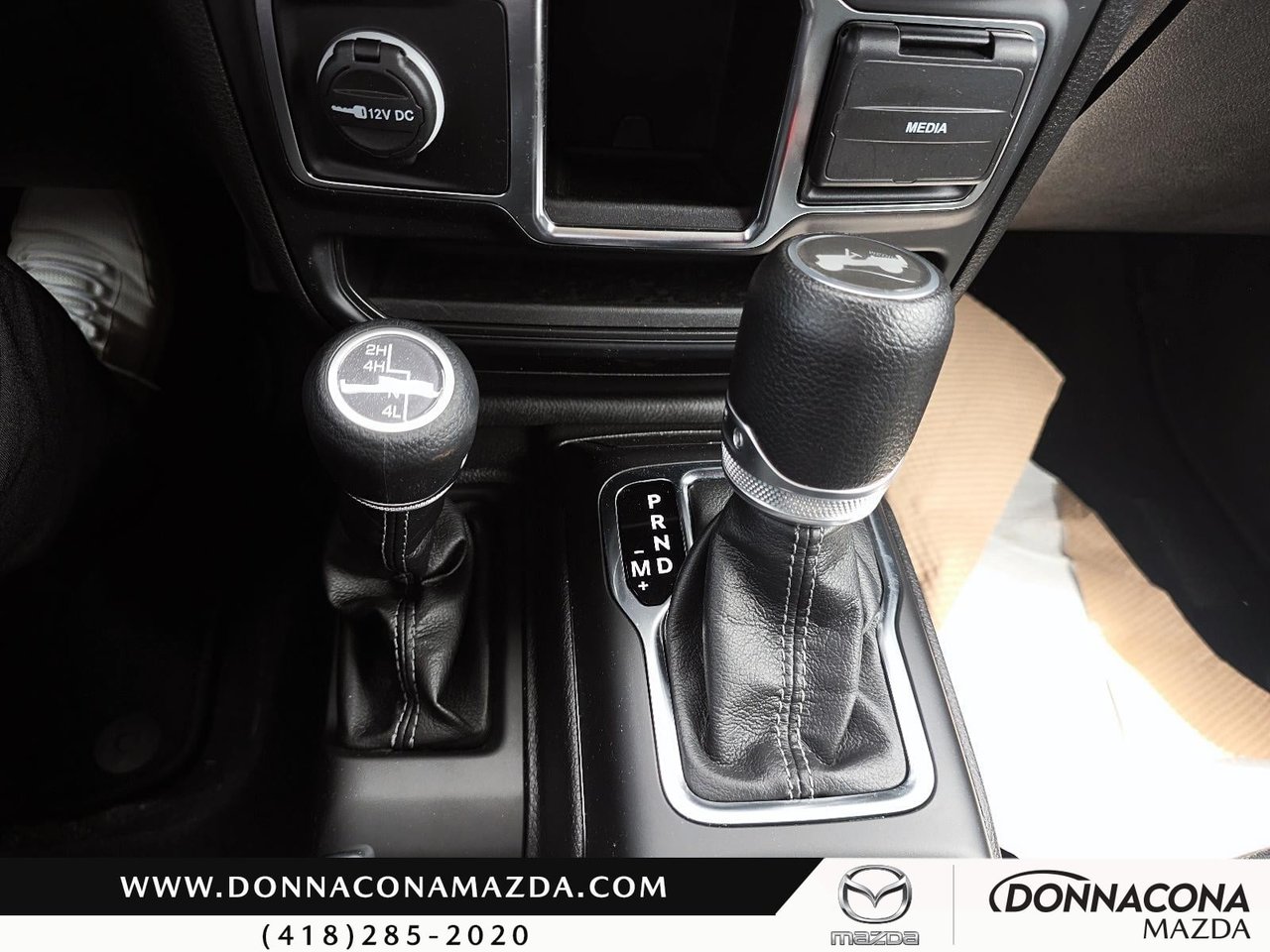 Jeep Wrangler SPORT 2024-15