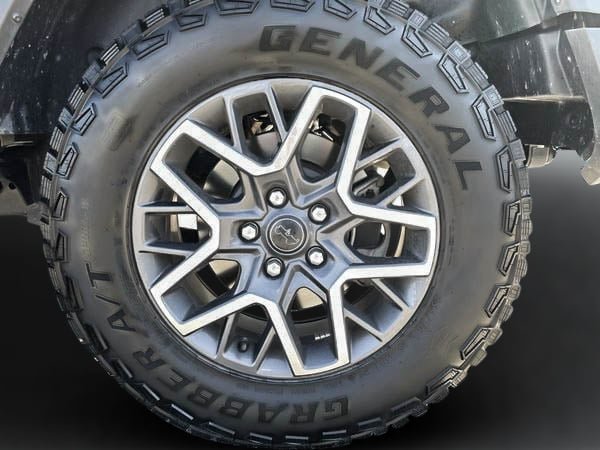 Jeep Wrangler SAHARA 2025-8