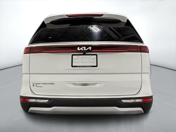 2022 Kia Carnival LX-3