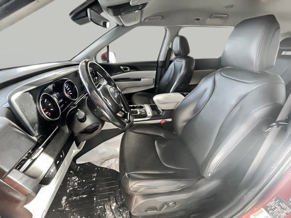 Kia Carnival EX 2022-11