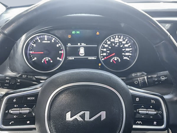 Kia Carnival EX 2022-20