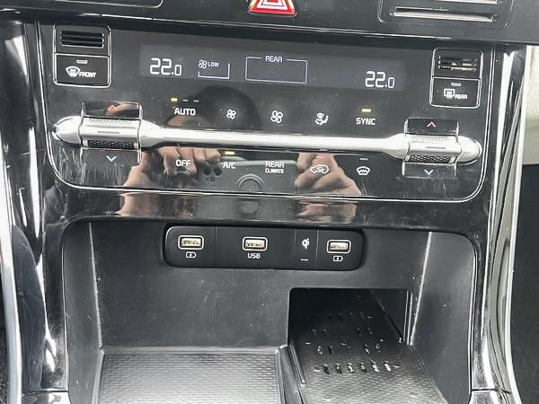 2022 Kia Carnival LX+-15