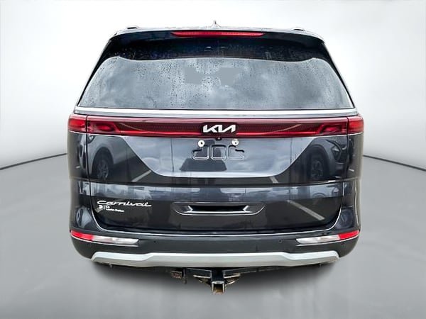 2022 Kia Carnival LX+-5