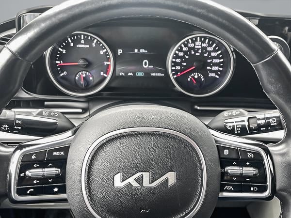 2022 Kia Carnival LX+-17