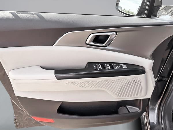 2022 Kia Carnival LX-10