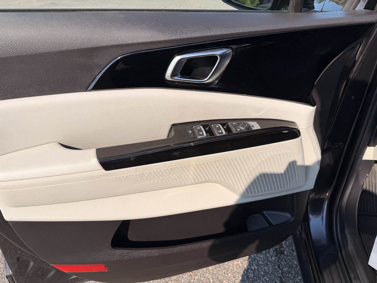 2022 Kia Carnival LX-10