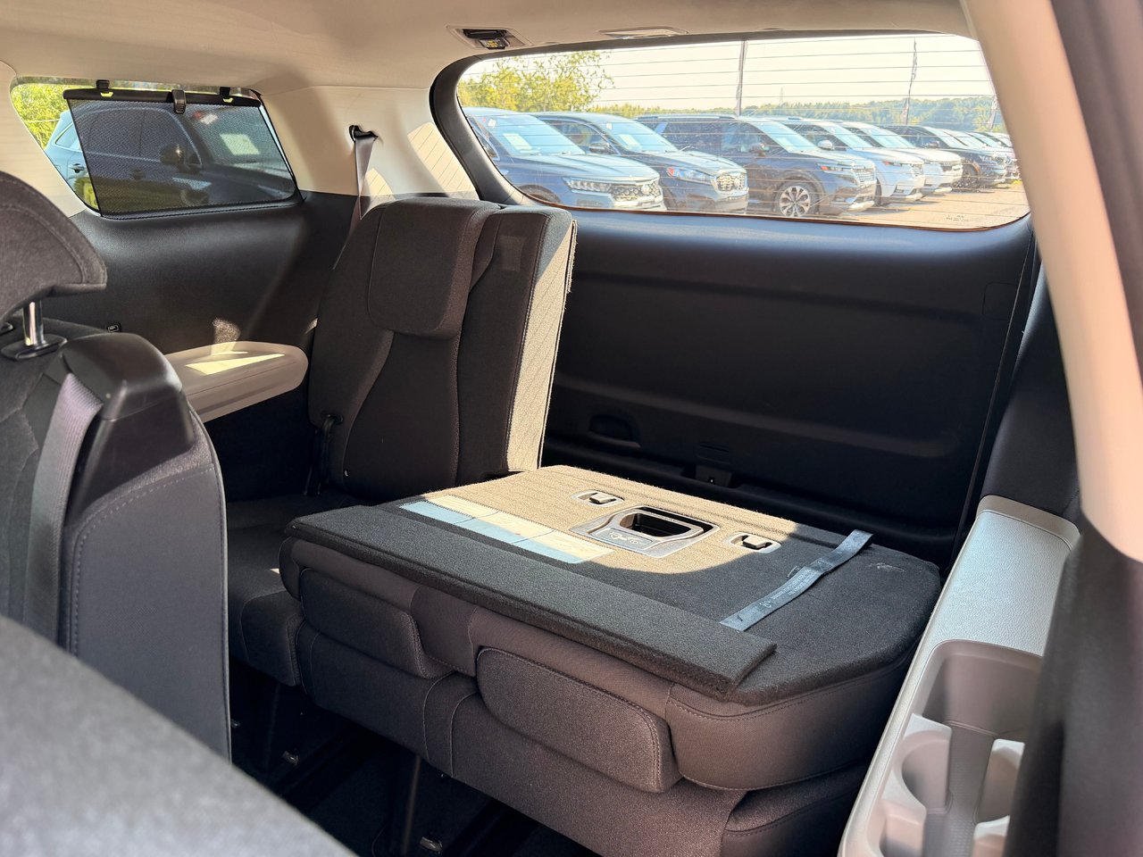 2022 Kia Carnival LX-29