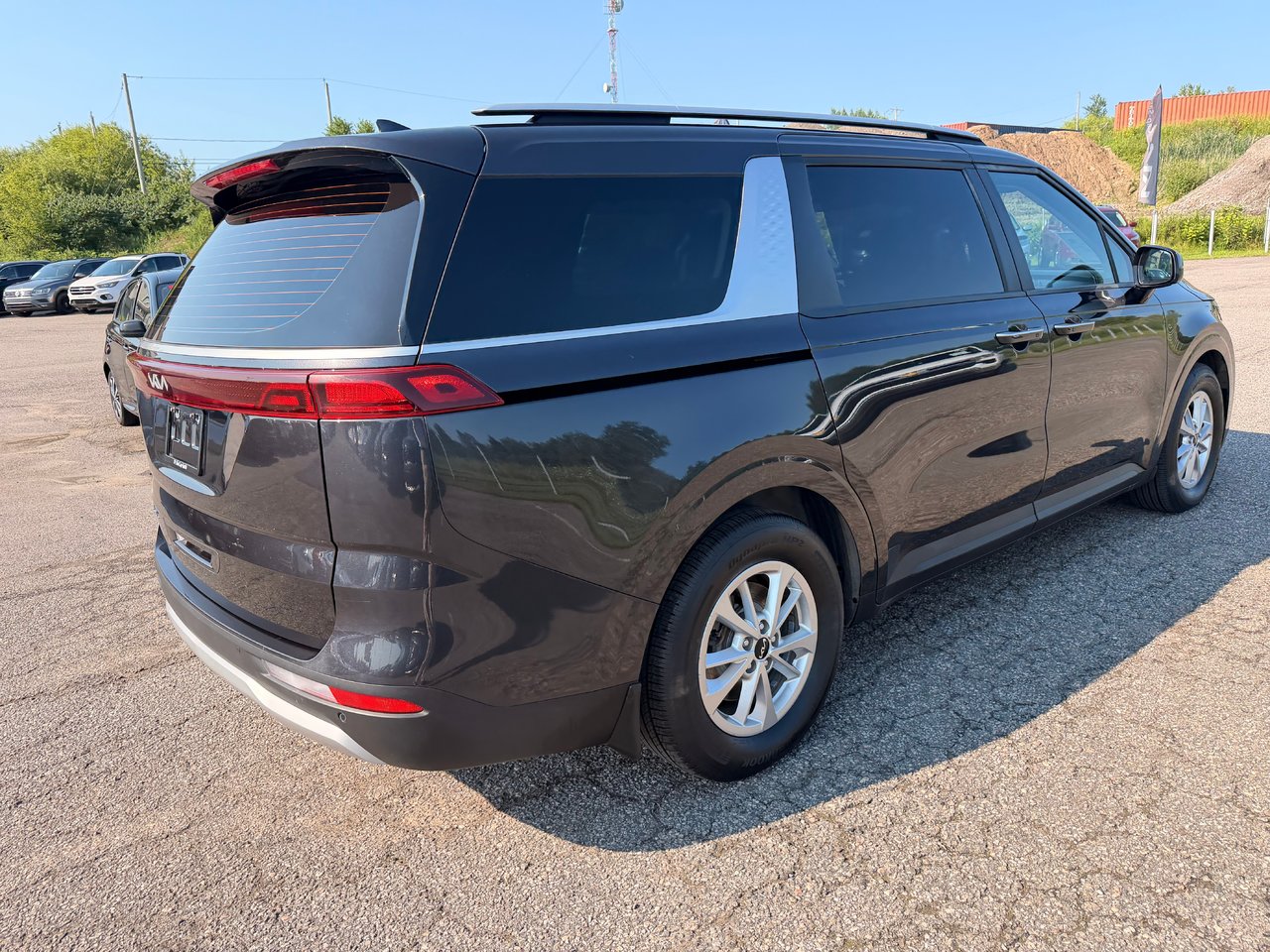 2022 Kia Carnival LX-6
