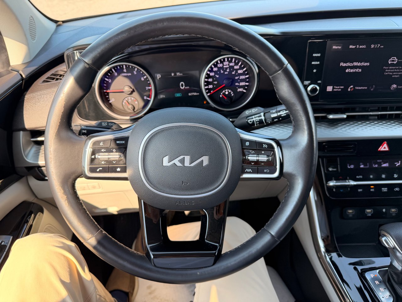2022 Kia Carnival LX-16
