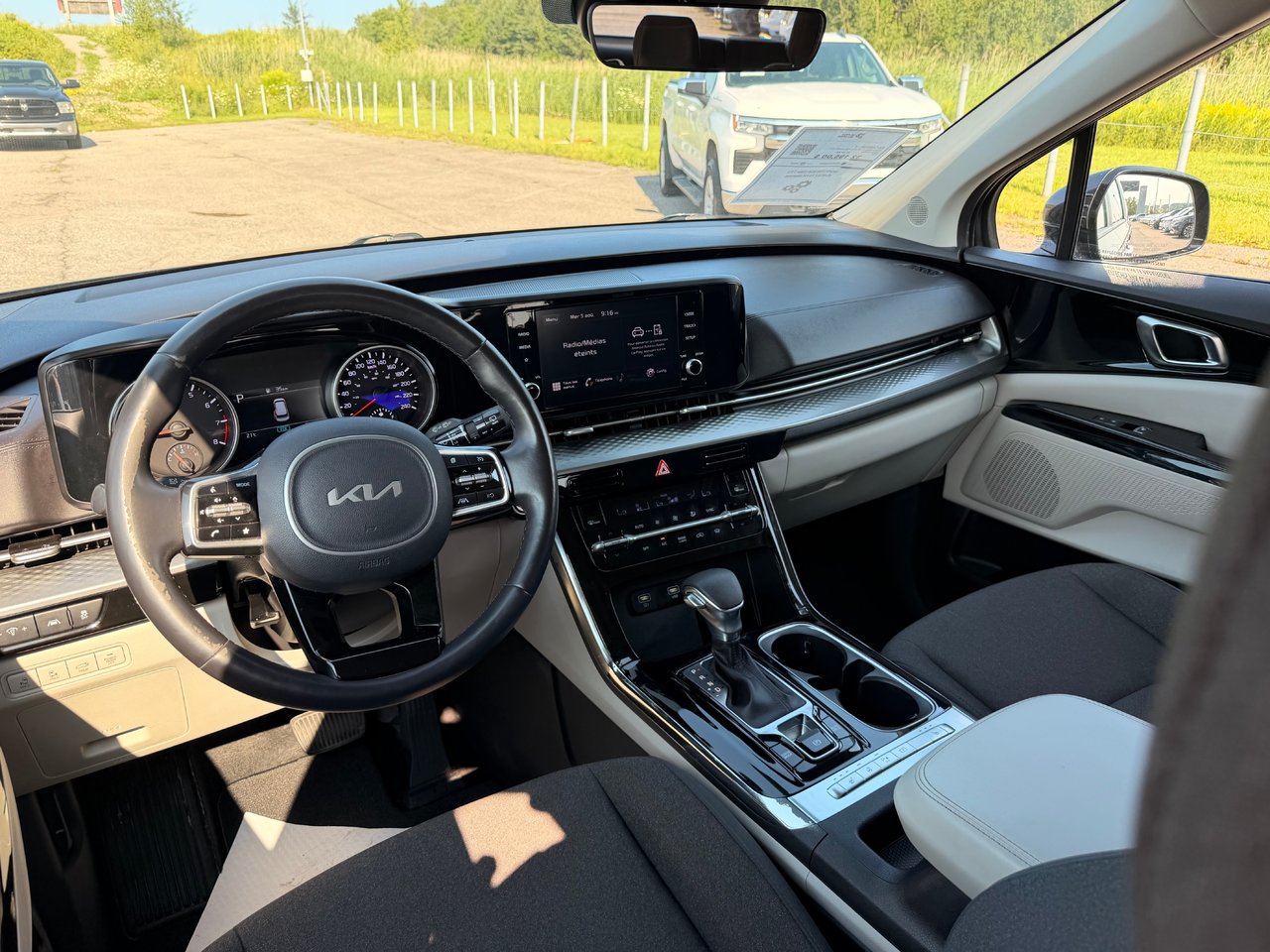 2022 Kia Carnival LX-19
