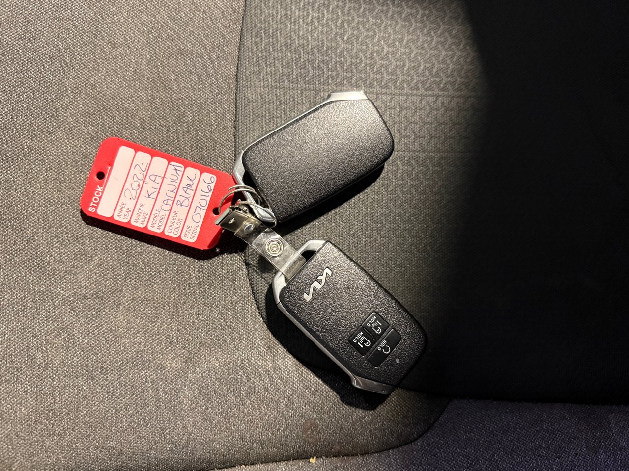 Kia Carnival LX 2022-27