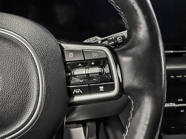 Kia Carnival EX 2023-15