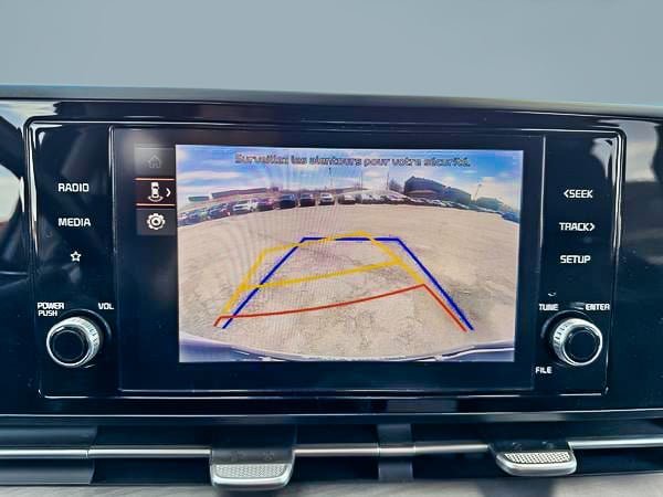 2024 Kia Carnival EX-24