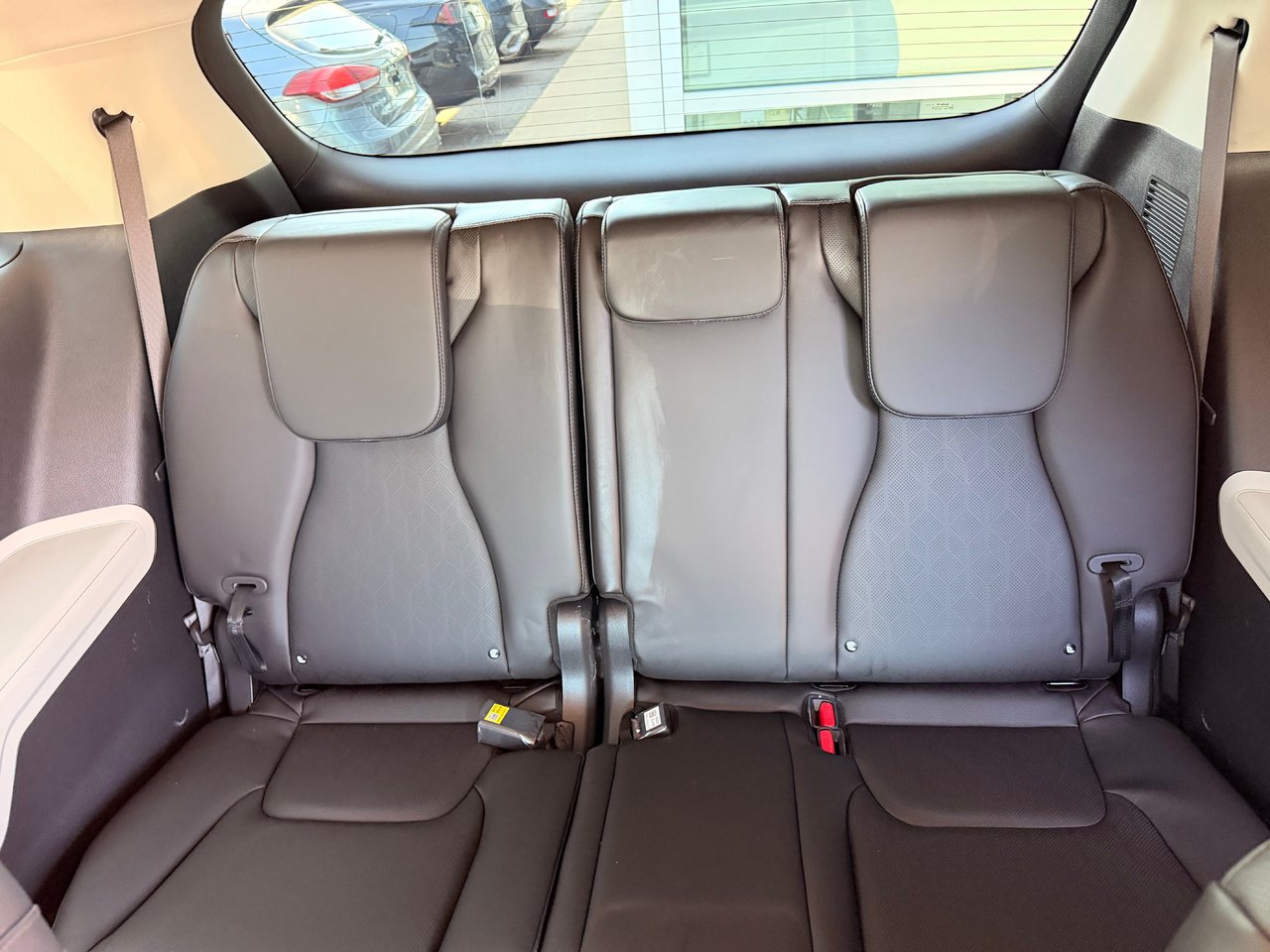 2024 Kia Carnival EX-28