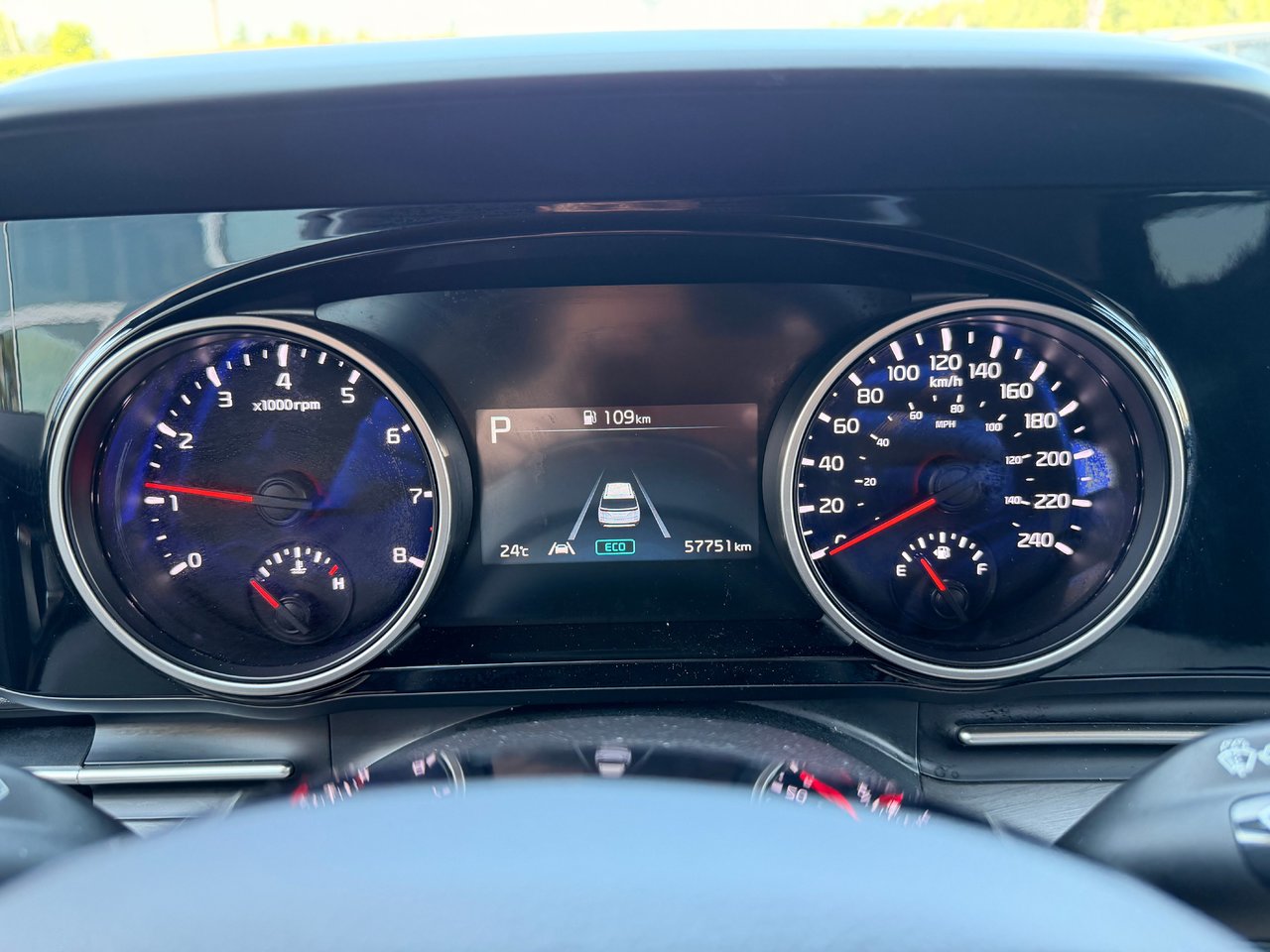 2024 Kia Carnival EX-19