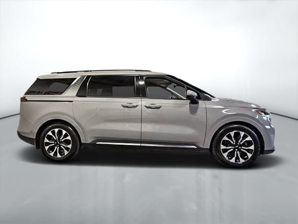 2024 Kia Carnival EX-1
