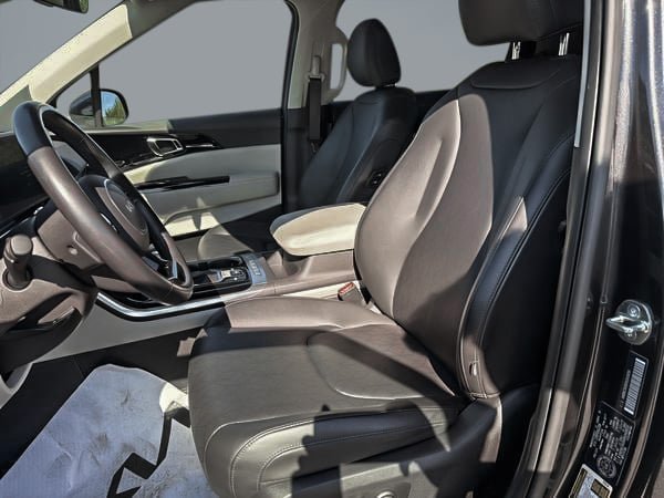 Kia Carnival EX 2024-11