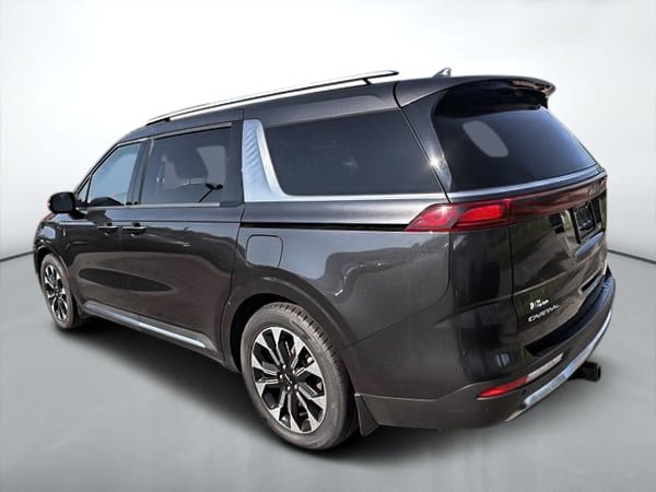 Kia Carnival EX 2024-3