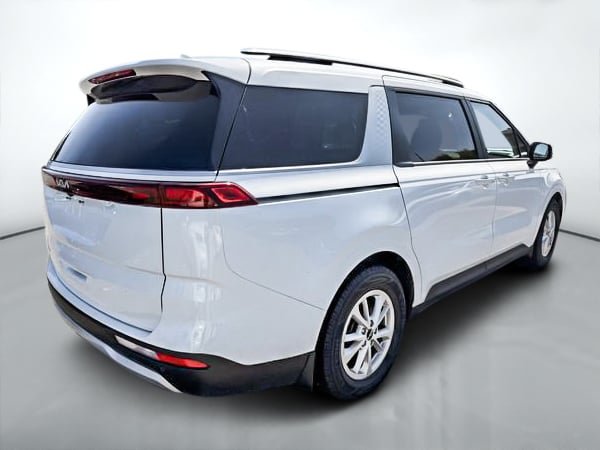 Kia Carnival LX + 2024-6