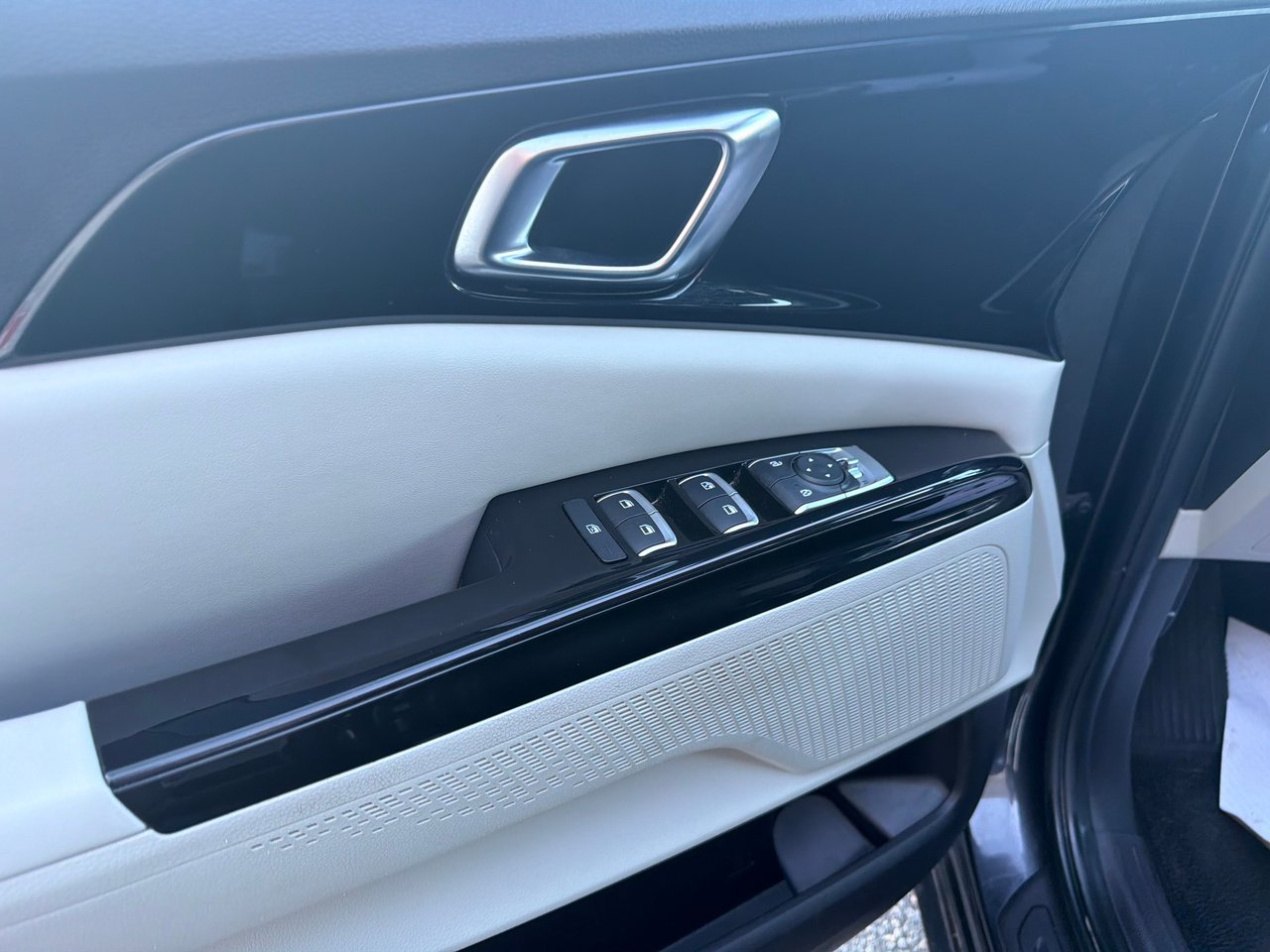 2024 Kia Carnival LX+-10