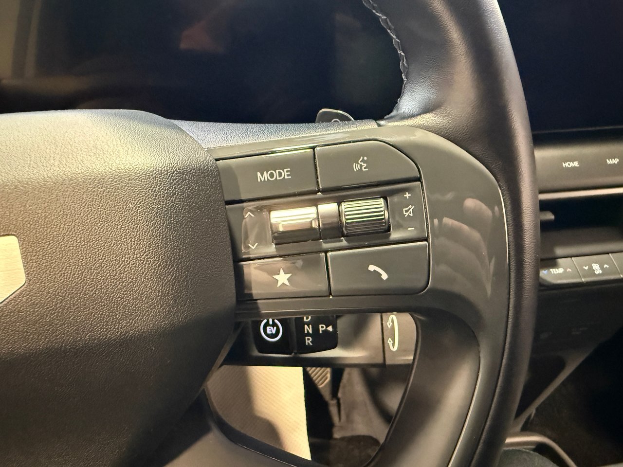 Kia EV9 WIND 2024-16