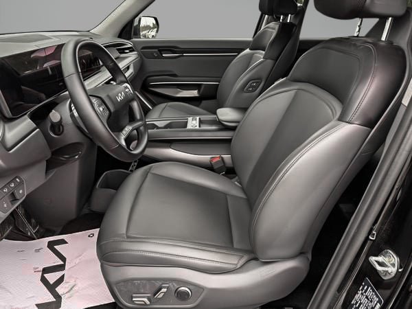 Kia EV9 LAND 2026-12