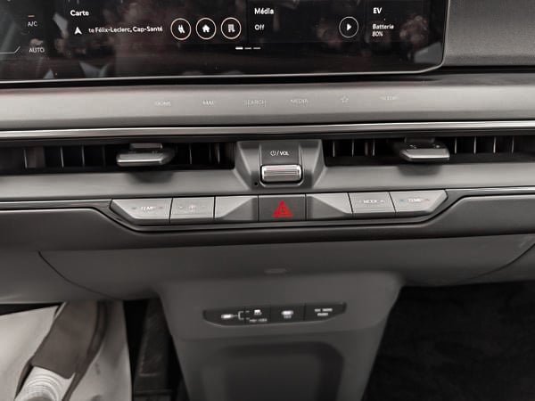Kia EV9 LAND 2026-21