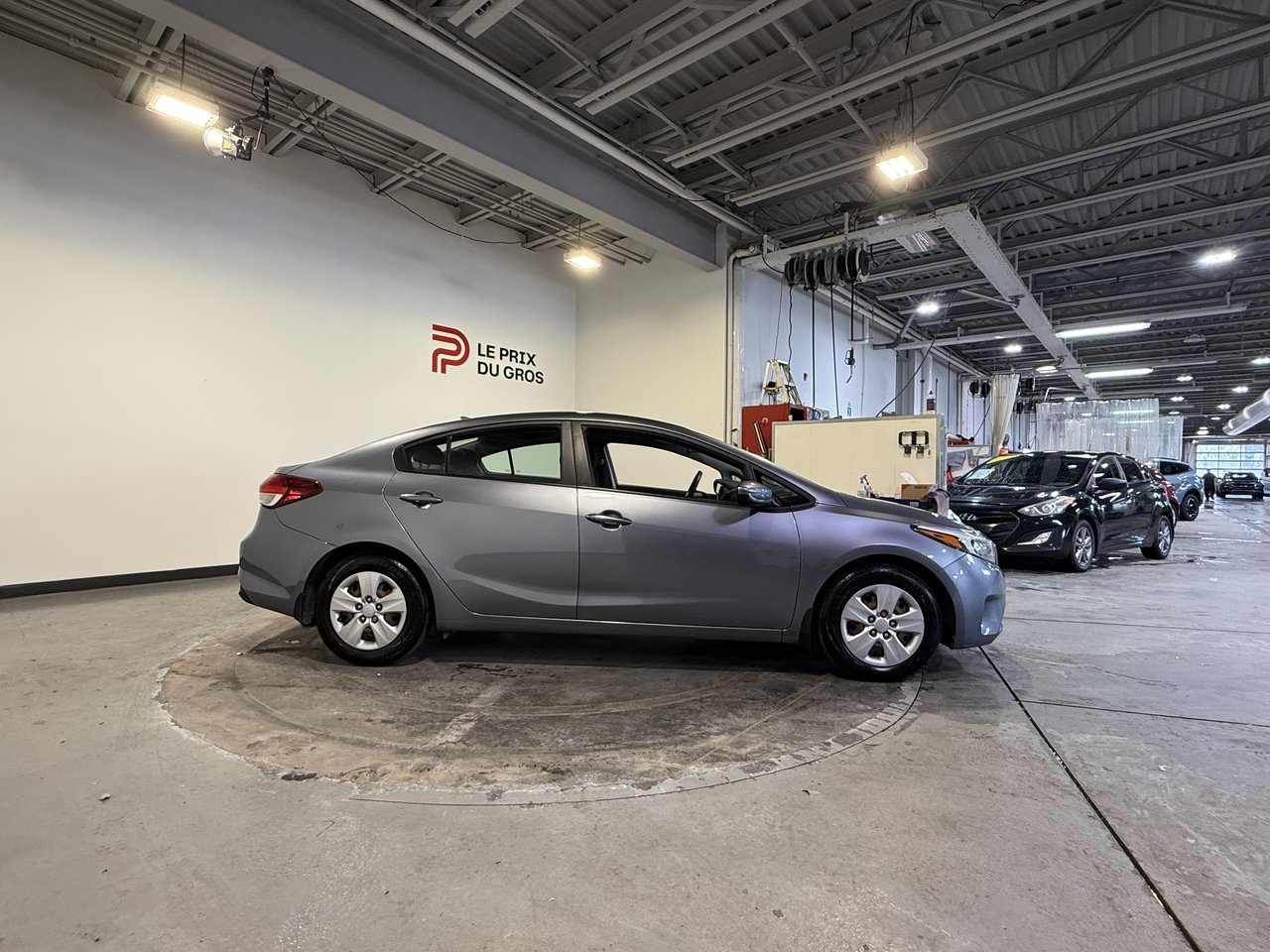 2017 Kia Forte LX-1