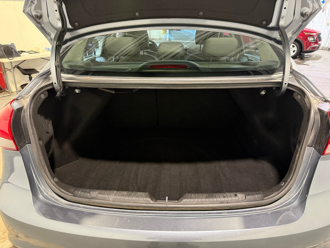 2017 Kia Forte LX-24