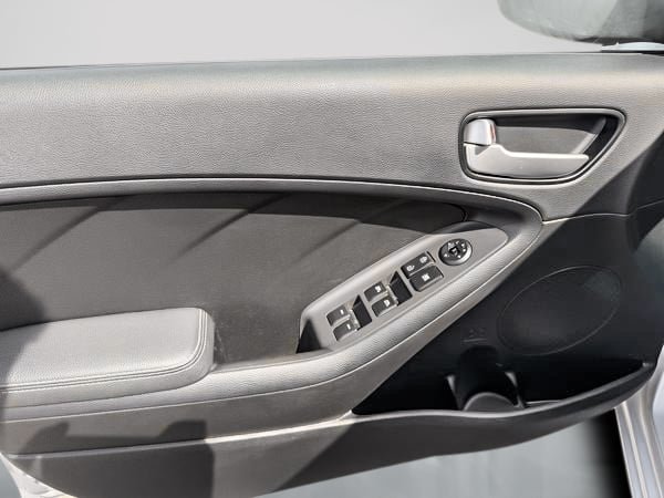 2018 Kia Forte LX+-9