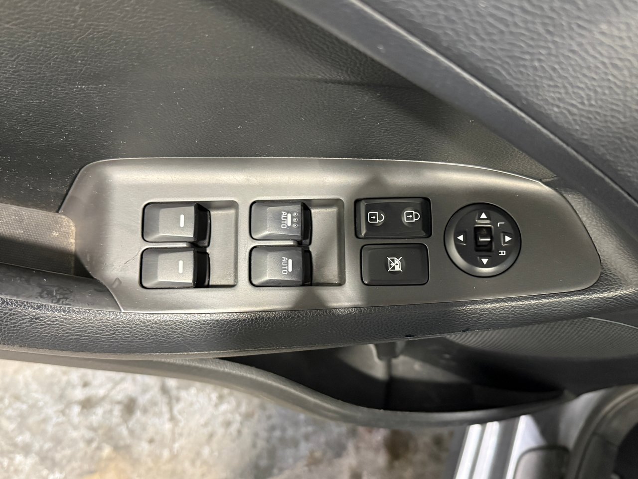 2018 Kia Forte LX-11