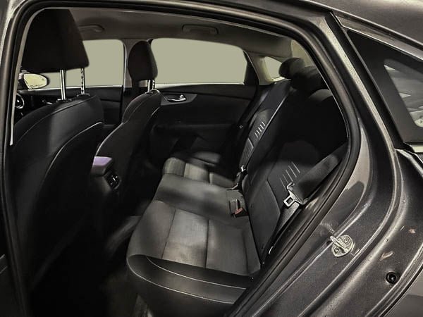 2019 Kia Forte EX-23