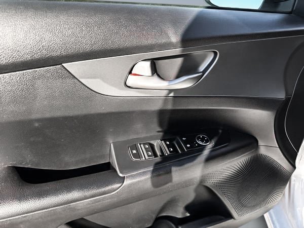 2020 Kia Forte LX-11