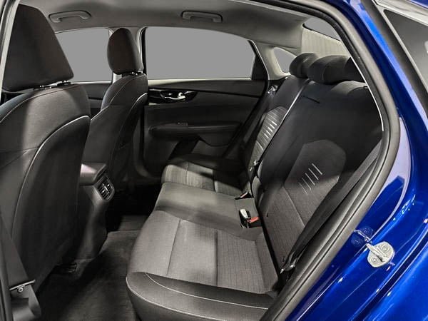 2021 Kia Forte EX-22