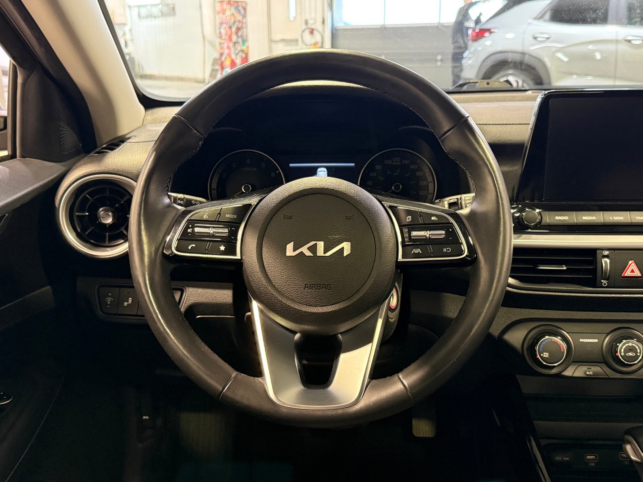 Kia Forte GT-LINE 2022-14