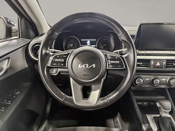 2022 Kia Forte LX-13