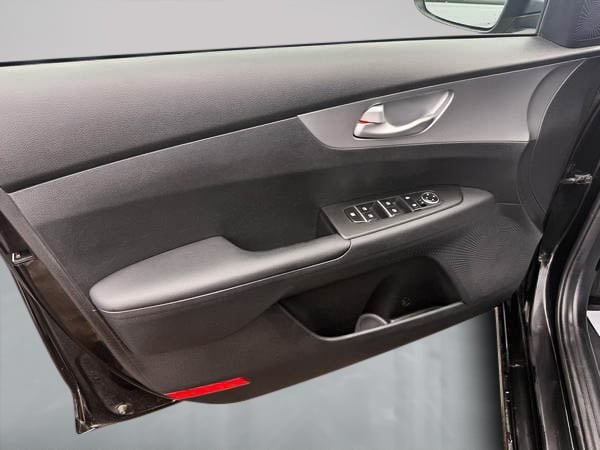 2022 Kia Forte LX-9