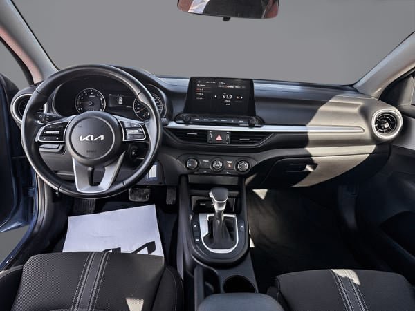 Kia Forte LX 2023-21