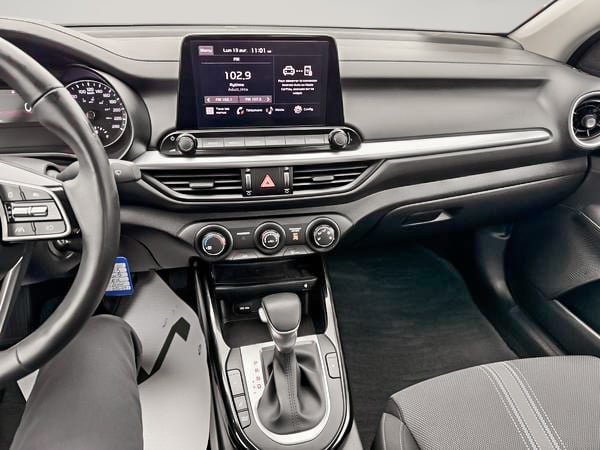2023 Kia Forte EX-17