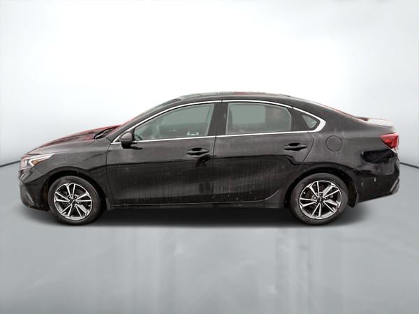2023 Kia Forte EX-3