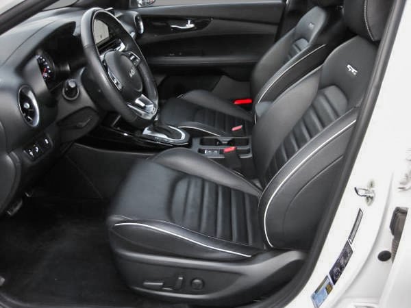 2023 Kia Forte GT LINE-9