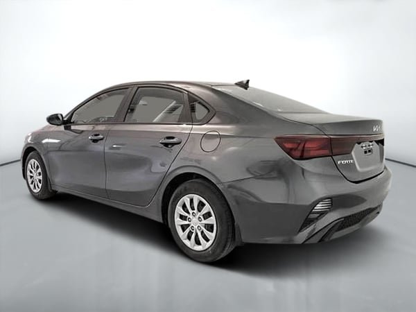 Kia Forte LX 2023-4