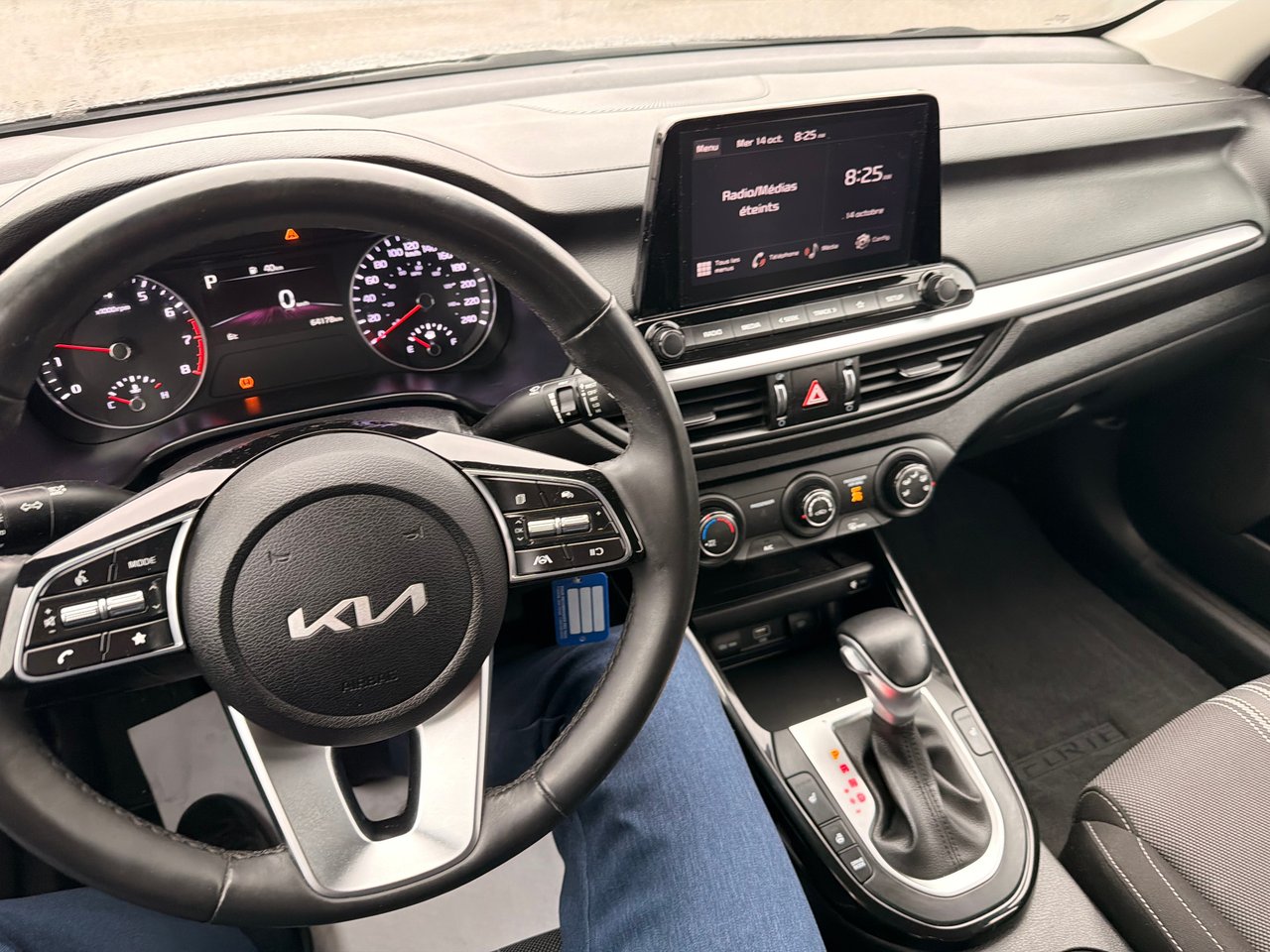 Kia Forte EX+ 2023-22